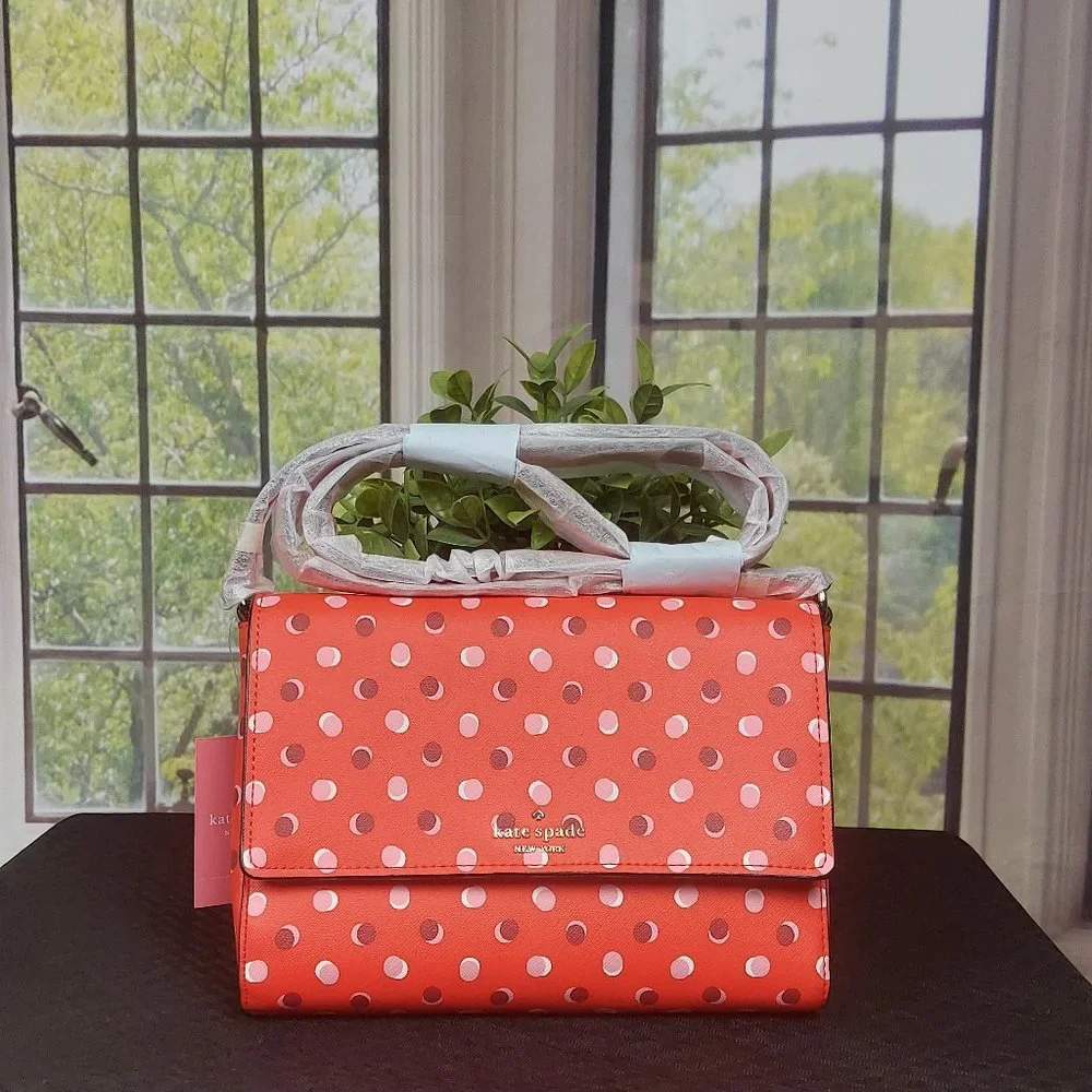 NWT KATE SPADE NEW YORK COVE STREET FIESTA DOT DODY (DIGITAL RED)